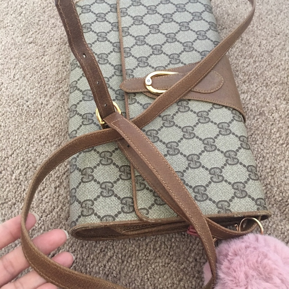 🔥firm🔥💯 authentic gucci clutch/crossbody - Picture 6 of 8